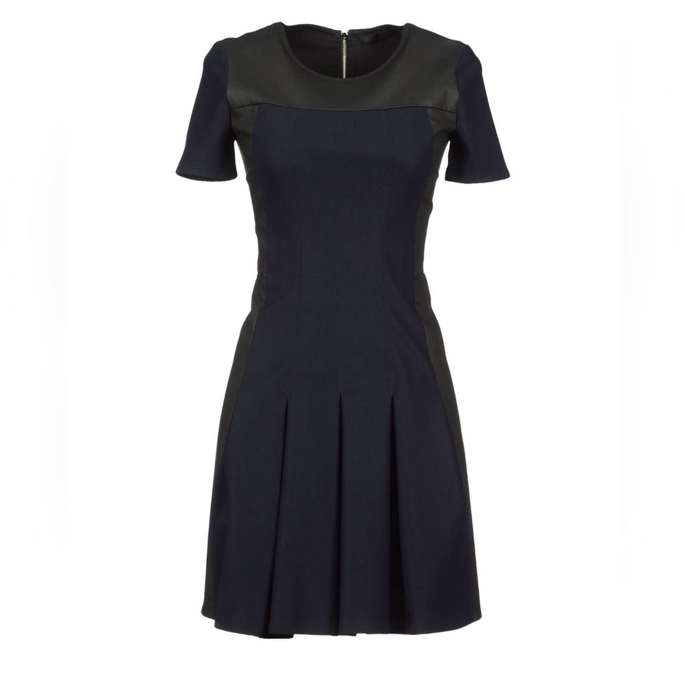 Pinko Black Dress in Navy and Black in Size 8